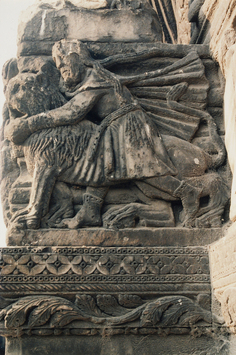 Vorschaubild St. Trophime, Portal, Samson